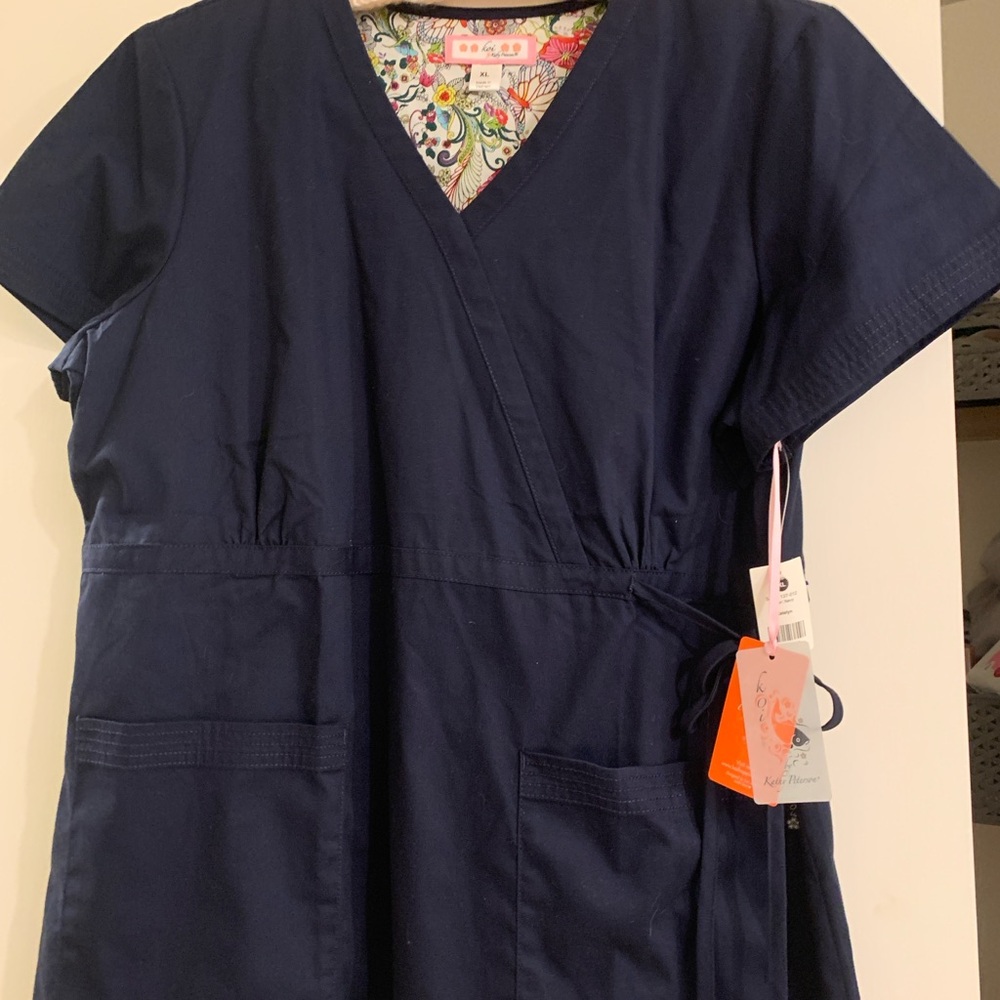Koi Scrub Top Navy Blue New with Tags